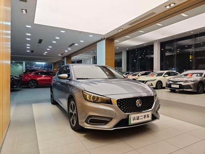 MG6 PHEV d'occasion certifiée, édition 2018, 45T E-Drive, version hybride intelligente avec pilote et connexion Internet.