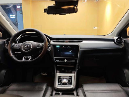 MG6 PHEV d'occasion certifiée, édition 2018, 45T E-Drive, version hybride intelligente avec pilote et connexion Internet.