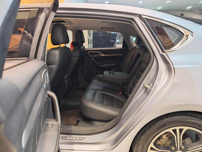 MG6 PHEV d'occasion certifiée, édition 2018, 45T E-Drive, version hybride intelligente avec pilote et connexion Internet.