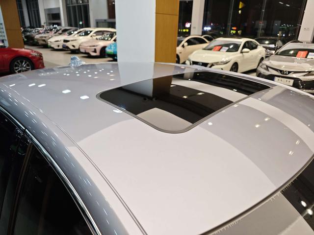 MG6 PHEV d'occasion certifiée, édition 2018, 45T E-Drive, version hybride intelligente avec pilote et connexion Internet.