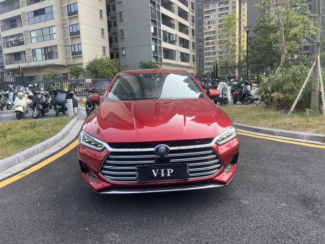 Certificated Used BYD Qin Pro DM 2018 1.5TI Automatic Intelligent Connected Sharp Glory Model