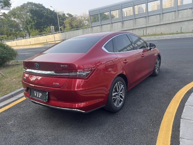 Certificated Used BYD Qin Pro DM 2018 1.5TI Automatic Intelligent Connected Sharp Glory Model