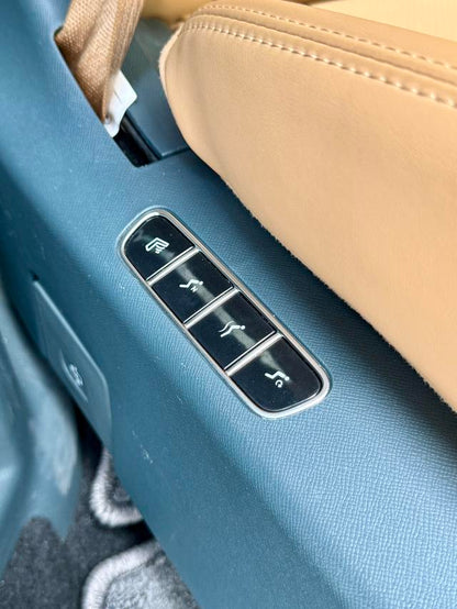 Certificated Used GAC Trumpchi E8 Phev 2024 2.0Atk 150Km Max Version