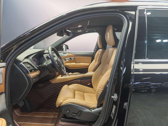 Volvo XC90 PHEV 2018 E-Drive Hybrid T8 Excellence 7 places d'occasion certifiée