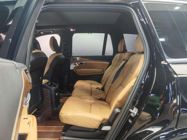 Volvo XC90 PHEV 2018 E-Drive Hybrid T8 Excellence 7 places d'occasion certifiée