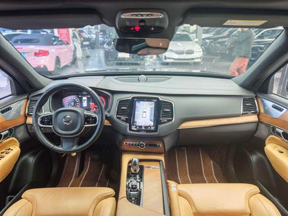 Volvo XC90 PHEV 2018 E-Drive Hybrid T8 Excellence 7 places d'occasion certifiée