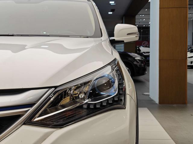 Certificated Used BYD Song DM 2017 1.5TID Full-time Four-wheel Drive Honor Edition