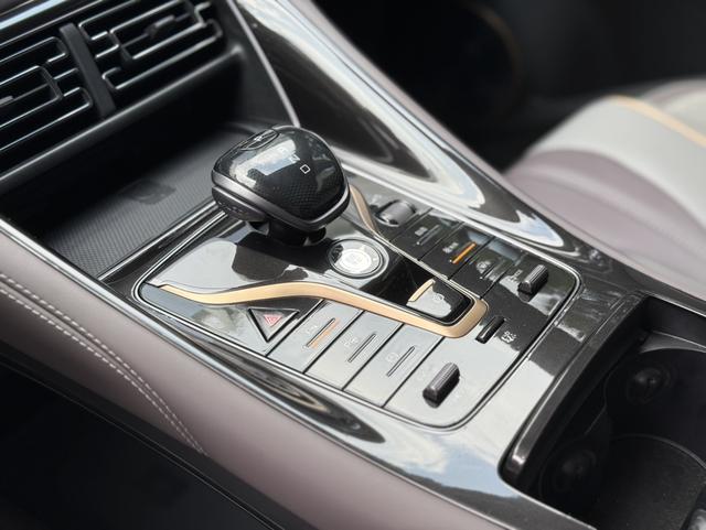 Certificated Used BYD Frigate 07 2023 DM-i 205KM Flagship