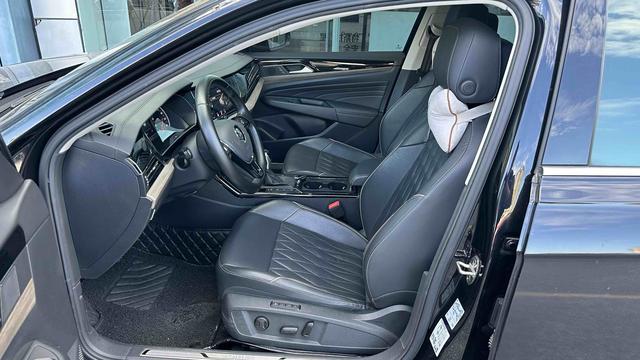 Certificated Used SAIC Volkswagen Passat PHEV 2019 430PHEV Hybrid Luxury Edition