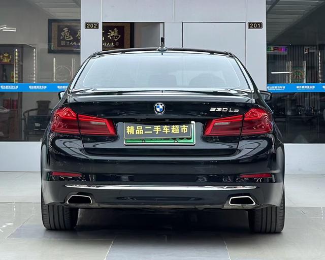 Certificated Used BMW 5 Series PHEV 2019 Restyled 530Le Luxury Package