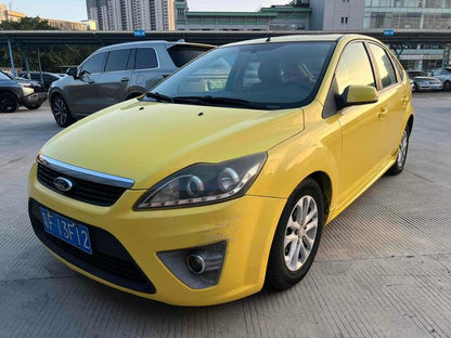 Certificated Used Ford Focus 2011 Model Hatchback 1.8L Automatic Fashionable Type
