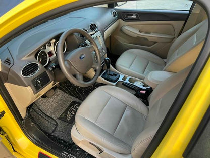 Certificated Used Ford Focus 2011 Model Hatchback 1.8L Automatic Fashionable Type