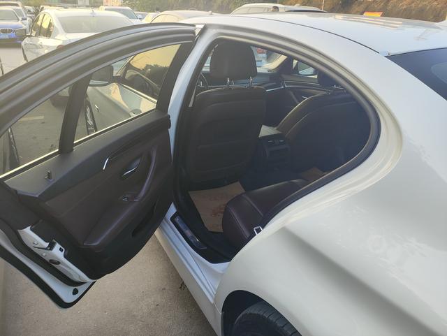 Certificated Used BMW 5 Series 2014 Model 525Li Leading Type