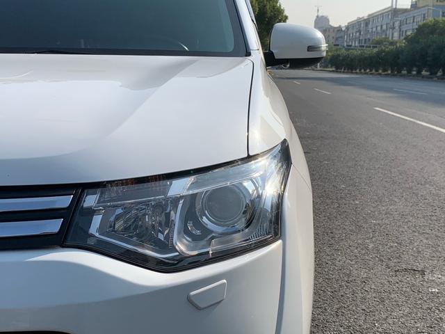 Certificated Used Mitsubishi Outlander 2014 2.4L 4WD Luxury Super Value Edition 5 Seats