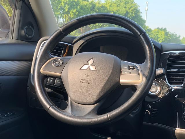 Certificated Used Mitsubishi Outlander 2014 2.4L 4WD Luxury Super Value Edition 5 Seats