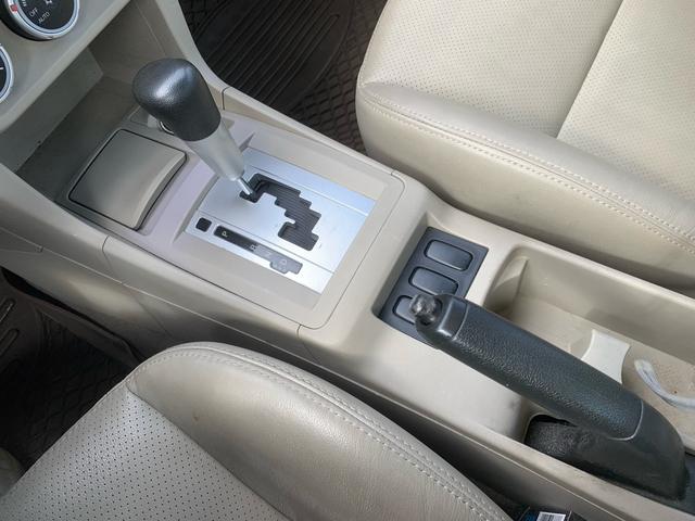 Certificated Used Yishen 2010 Model Fashion Edition 1.8L CVT Comfort