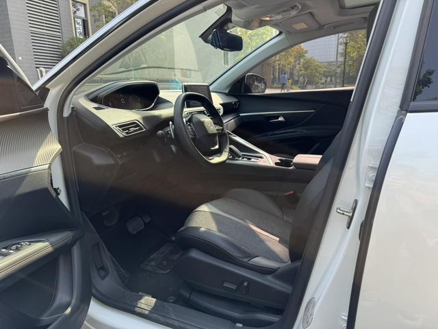 Certificated Used Peugeot 5008 2017 350THP 5-Seat Elite Edition