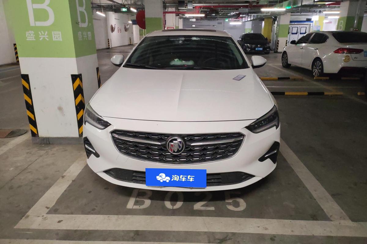 Certificated Used SAIC-GM Buick Regal 2022 552T Zhixiang Type