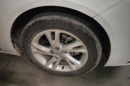 Certificated Used SAIC-GM Buick Regal 2022 552T Zhixiang Type