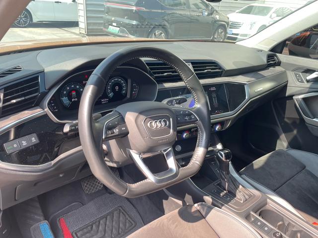 Certificated Used Audi Q3 2019 Model 35 TFSI Fashionable Dynamic Type