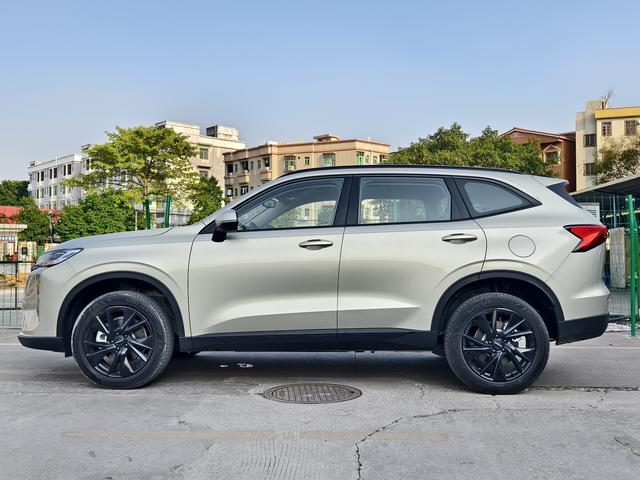 Certificated Used HAVAL H6 2024 Model 1.5T Automatic Two-Wheel Drive Ultra Edition