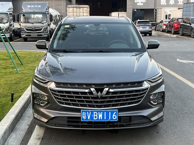 Certificated Used SAIC-GM-Wuling Victory 2020 1.5T CVT Flagship