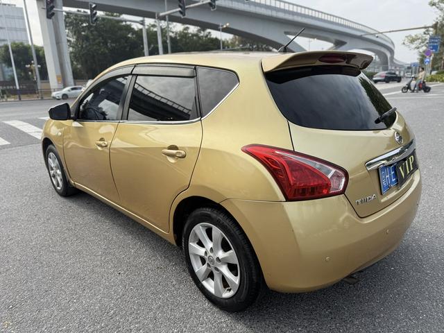 Certificated Used Dongfeng Nissan Tiida 2011 1.6L CVT Comfort Type