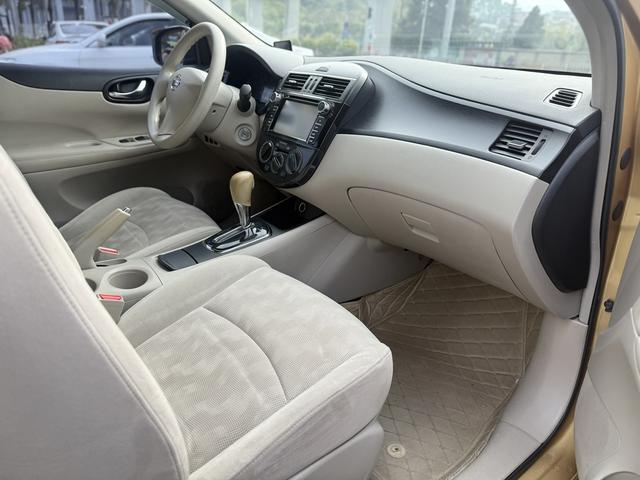 Certificated Used Dongfeng Nissan Tiida 2011 1.6L CVT Comfort Type