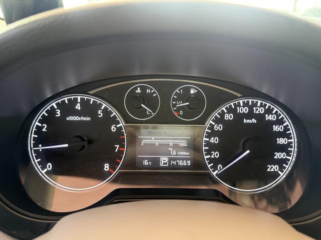 Certificated Used Dongfeng Nissan Tiida 2011 1.6L CVT Comfort Type