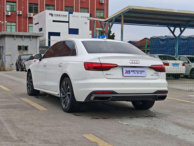 Certificated Used FAW-Audi A4L 2022 40 TFSI Fashion Zhiya Type