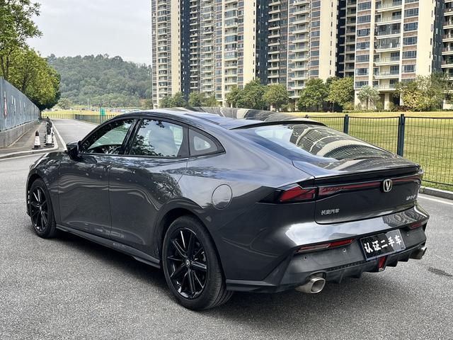 Certificated Used Changan UNI-V 2022 1.5T Premium Type