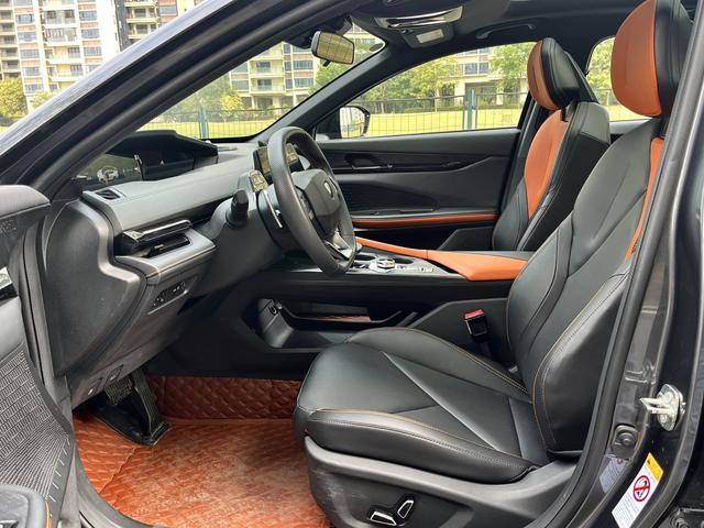 Certificated Used Changan UNI-V 2022 1.5T Premium Type