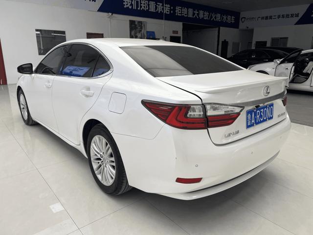 Certificated Used Lexus ES 2015 200 Elite Edition