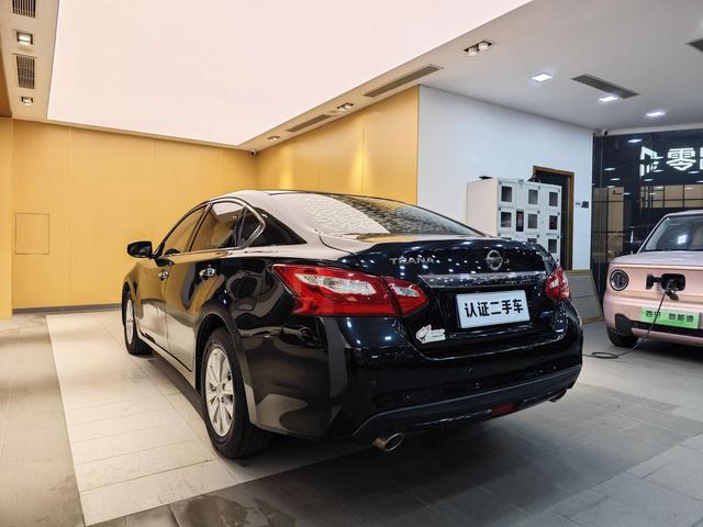 Certificated Used Dongfeng Nissan Teana 2018 2.0L XL Zhijin Version