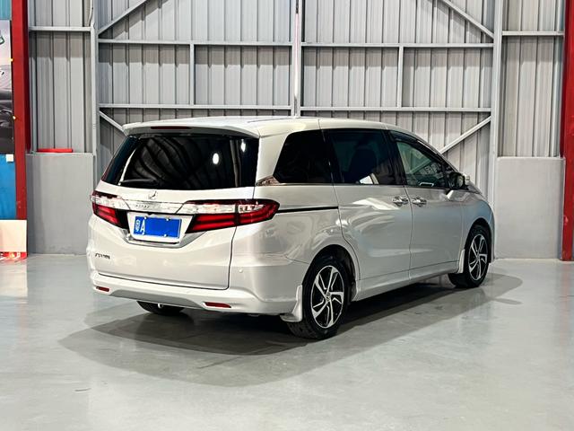 Certificated Used GAC Honda Odyssey 2015 2.4L Zhixiang Edition