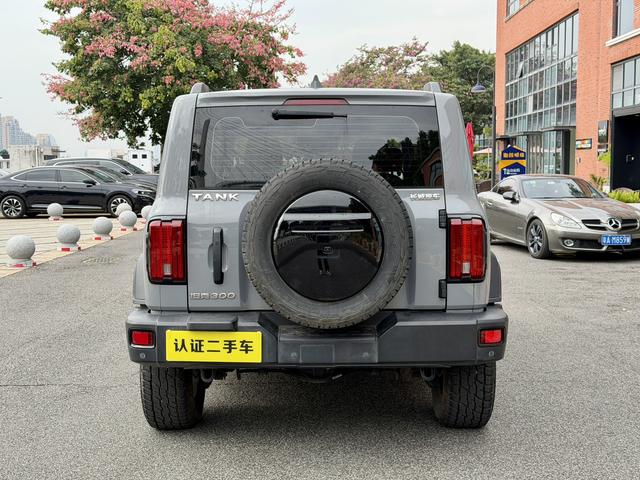 Certificated Used GWM Tank 300 2021 Off-Road Version 2.0T Conqueror