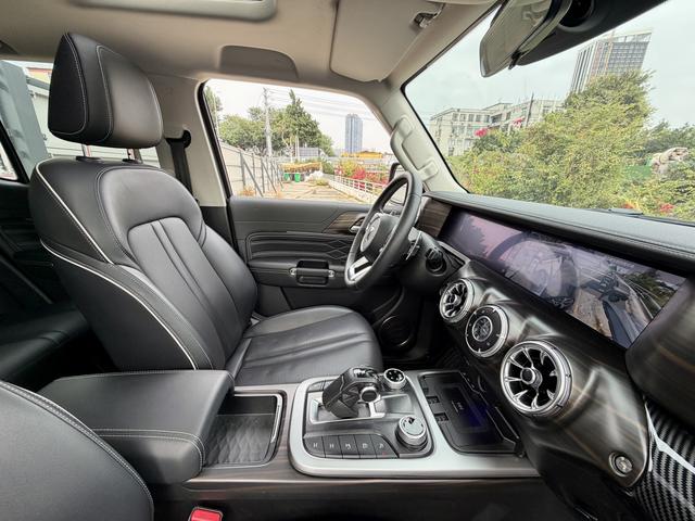 Certificated Used GWM Tank 300 2021 Off-Road Version 2.0T Conqueror