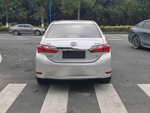 Certificated Used Toyota Corolla 2014 Model 1.6L CVT GL-i Leather Edition