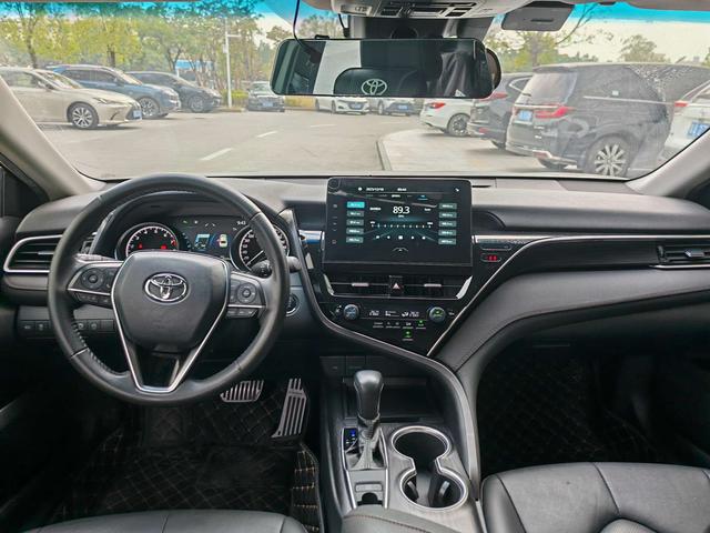 Certificated Used GAC Toyota Camry 2021 Model 2.0G Luxury Version