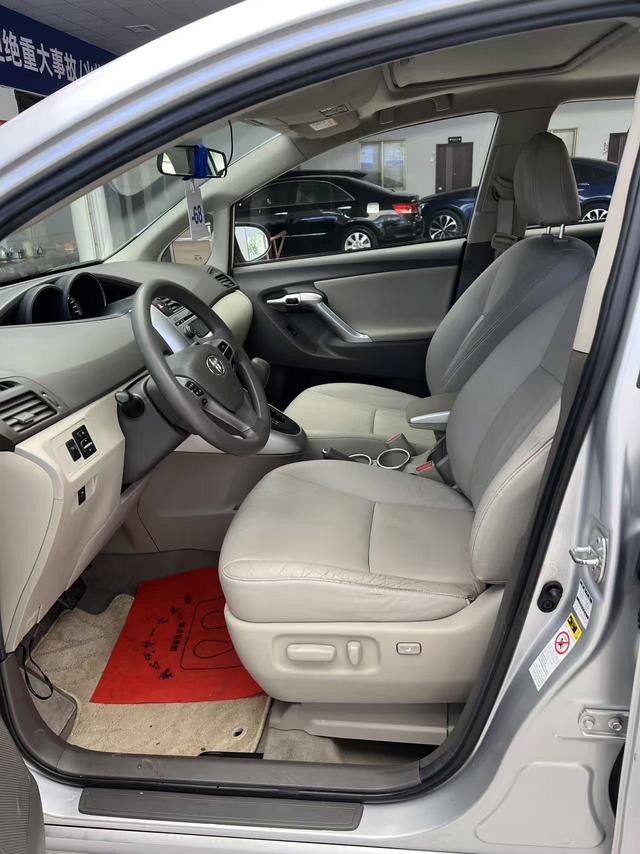 Certificated Used GAC Toyota E'Z 2014 Xingyao 180G CVT Luxury Multi-Functional Version