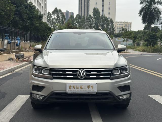 Certificated Used SAIC Volkswagen Tiguan L 2017 330TSI Automatic FWD Trend Edition