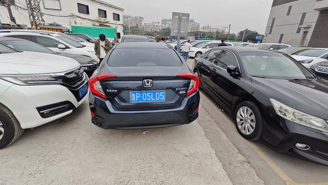 Certificated Used Dongfeng Honda Civic 2016 220Turbo CVT Premium