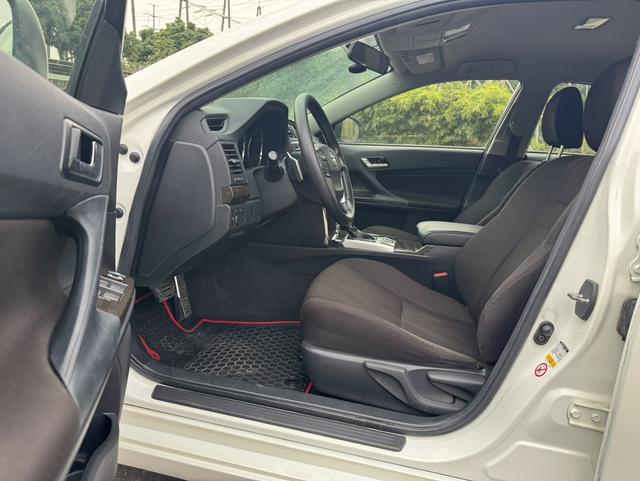 Certificated Used FAW Toyota Reiz 2013 2.5S Elite Edition