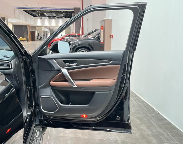 Certificated Used Honda UR-V 2020 Model 370TURBO Two-Wheel Drive Elegant Edition