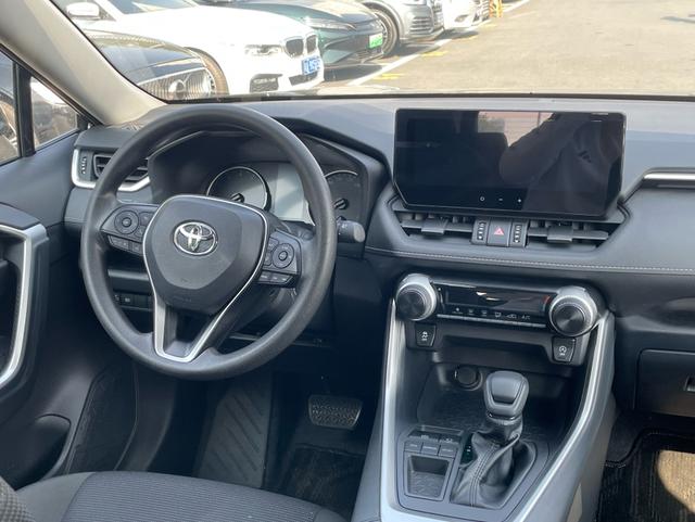 Certificated Used FAW Toyota RAV4 Rongfang 2023 2.0L CVT 2WD Urban Edition