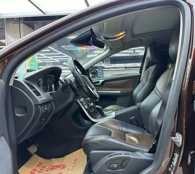 Certificated Used Volvo XC60 2014 Facelift T5 Summum