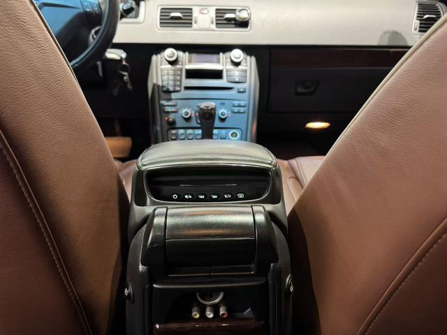 Certificated Used Volvo XC90 2013 Model 2.5T T5 Executive Upgrade Version