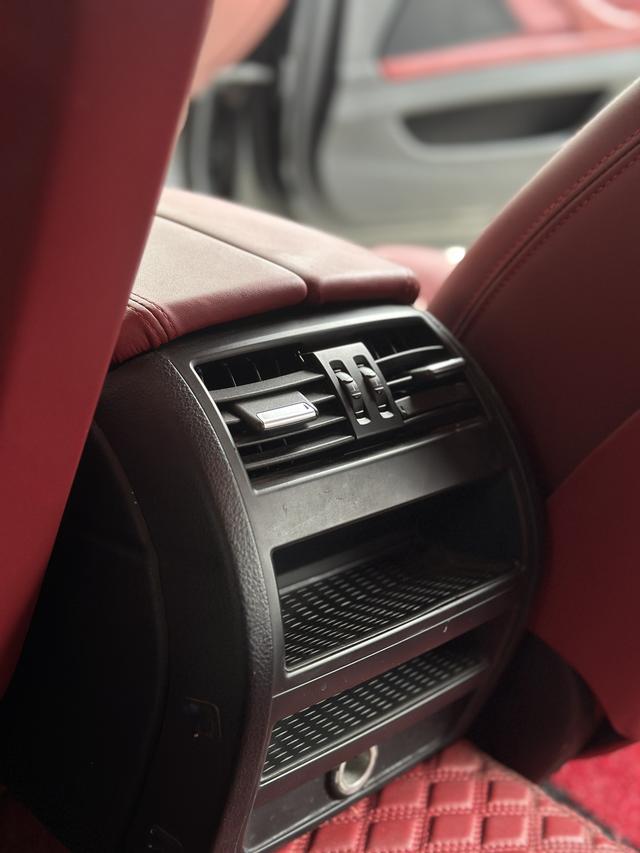 Certificated Used BMW 5 Series 2014 Model 525Li Luxury Design Package