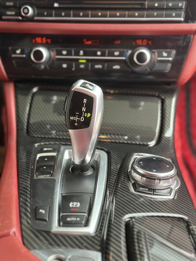 Certificated Used BMW 5 Series 2014 Model 525Li Luxury Design Package