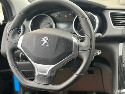 Certificated Used Peugeot 3008 2015 Model 2.0L Automatic Trend Edition